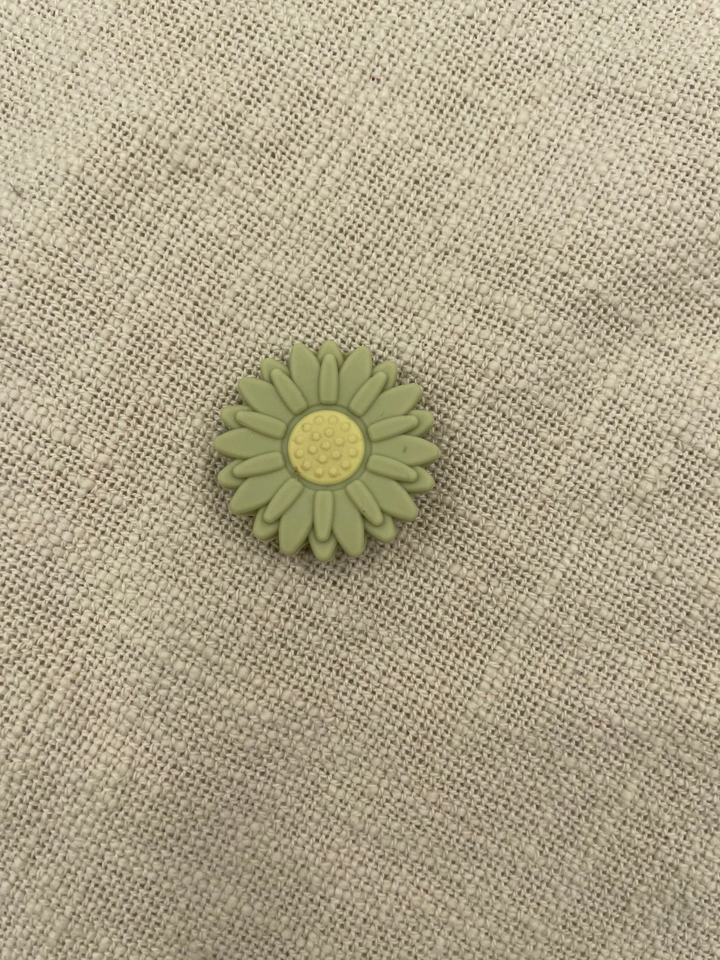 Silicone Focal Bead - green flower 140